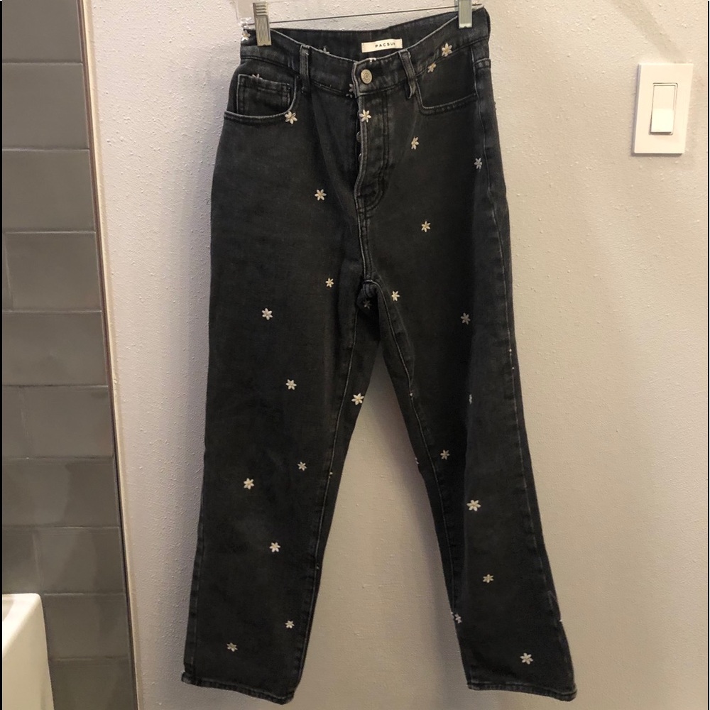 SUPER CUTE PACSUN JEANS